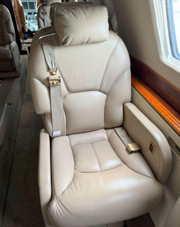 Single seat CX 177