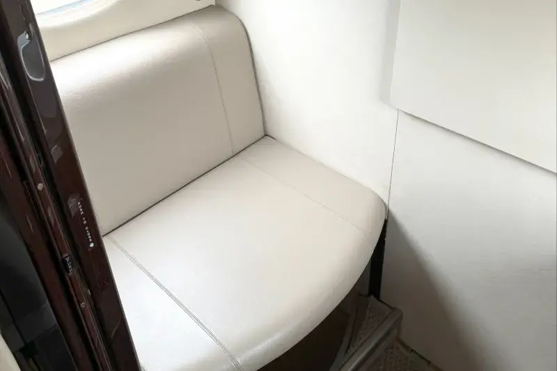 P300 Seat